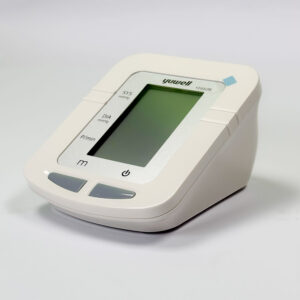 Yuwell-Digital-Blood-Pressure-Monitor-YE660B-familycare-3-jpg