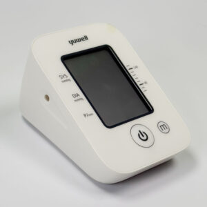 Yuwell-Digital-Blood-Pressure-Monitor-YE660D-familycare-4jpg